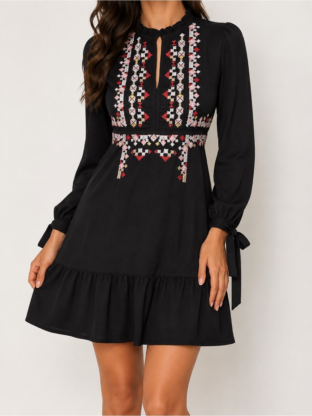 Ann Taylor Petite Embroidered Shift Dress
Size 00P